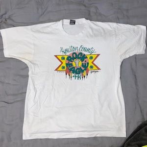 Vintage Graphic T-Shirt - XL